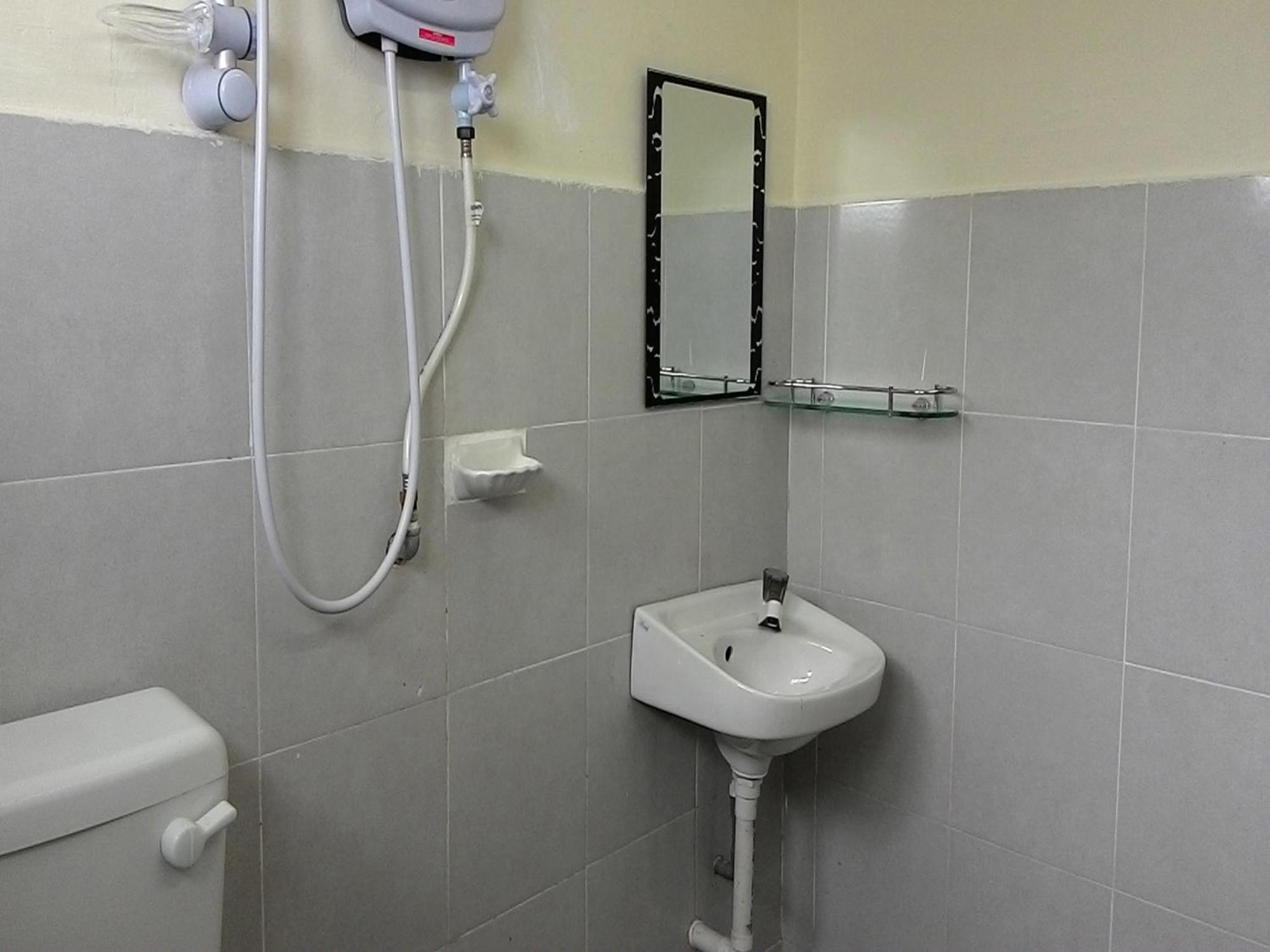 Cityscape Lodge - Penginapan Bajet Yang Mudah, Selesa & Selamat Dengan Wifi Dan Parkir Percuma Serta Layanan Mesra Tambah Servis Memuaskan Lumut Eksteriør bilde